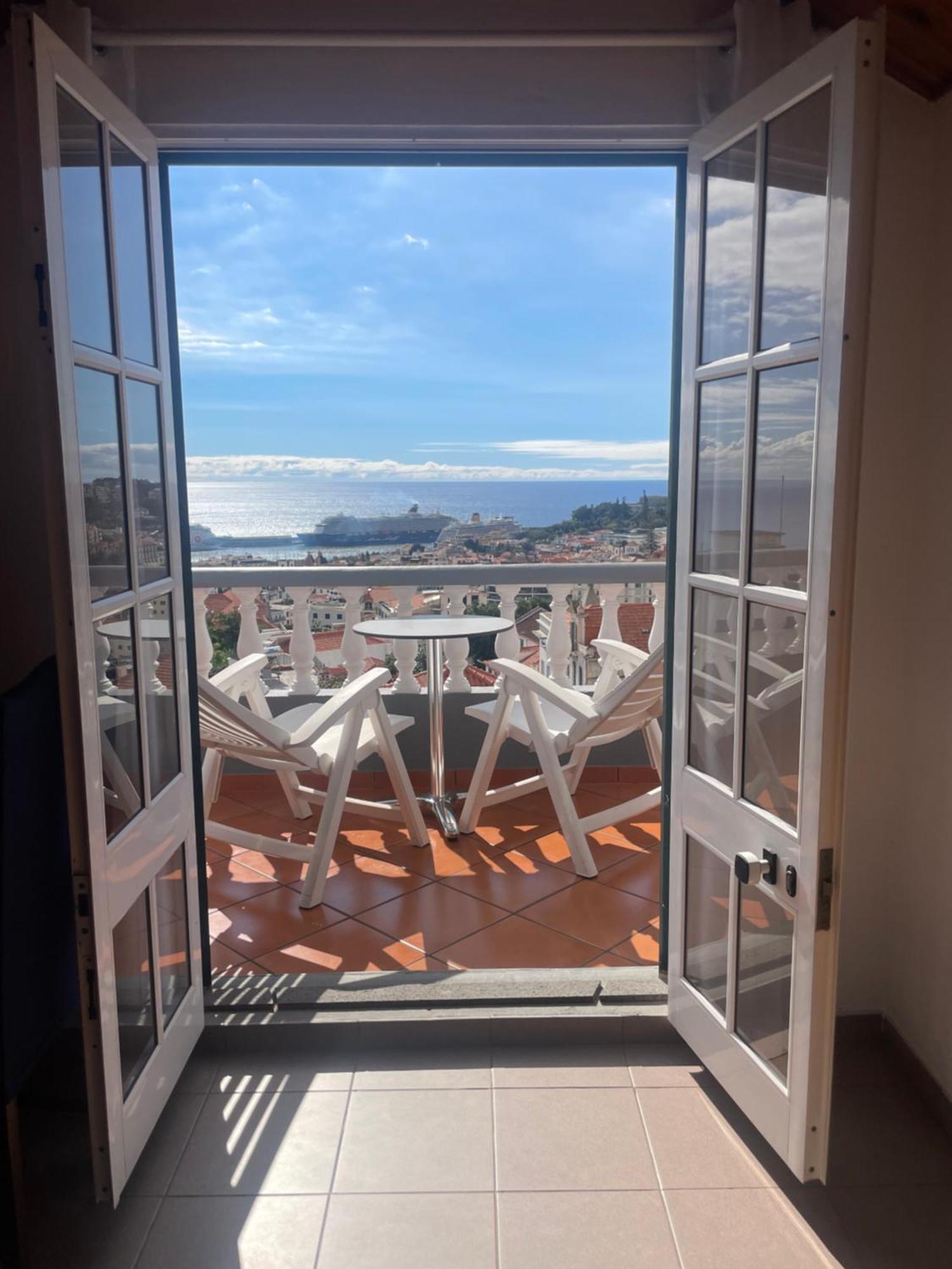 Valhalla Panorama - The Old Residencial Pina Funchal  Room photo